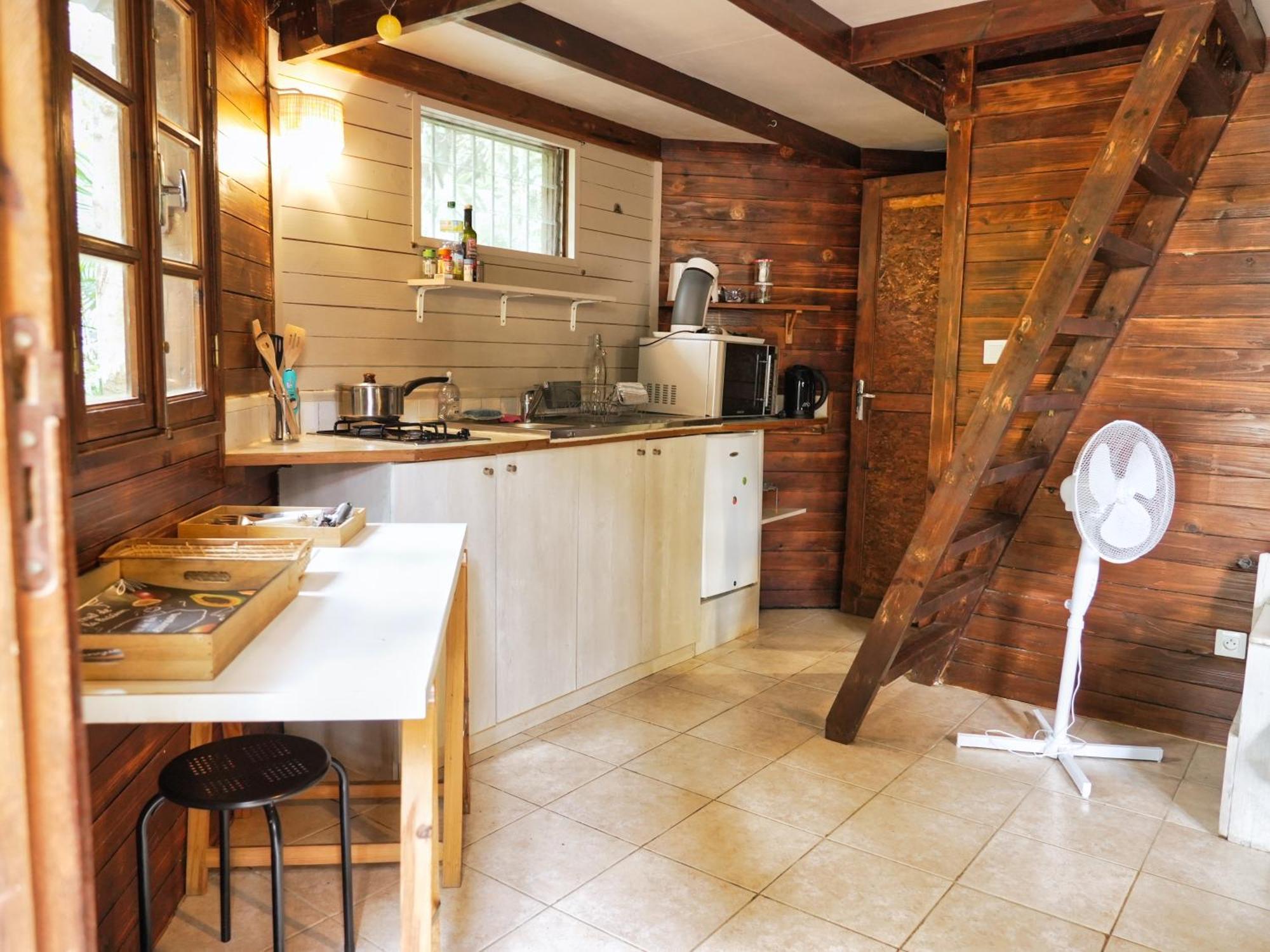 Les Cabanes Du Voyageur Sainte-Marie Esterno foto